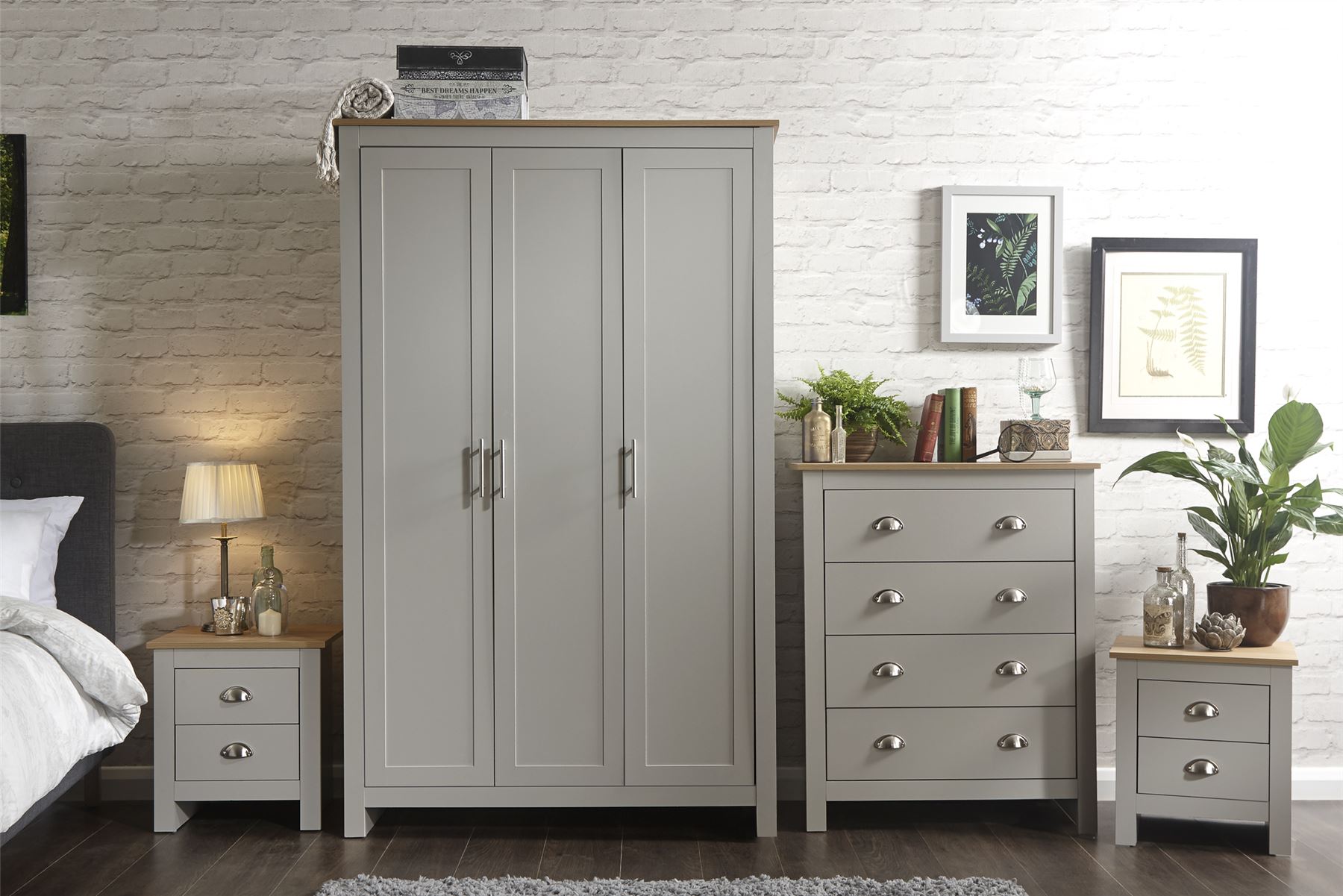 Lancaster 4 Piece Bedroom Set 3 Door Wardrobe 4 Drawer Chest